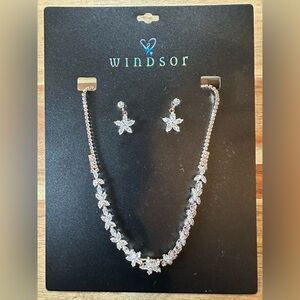 Windsor Silver Starburst Jewelry Set Necklace & Earrings